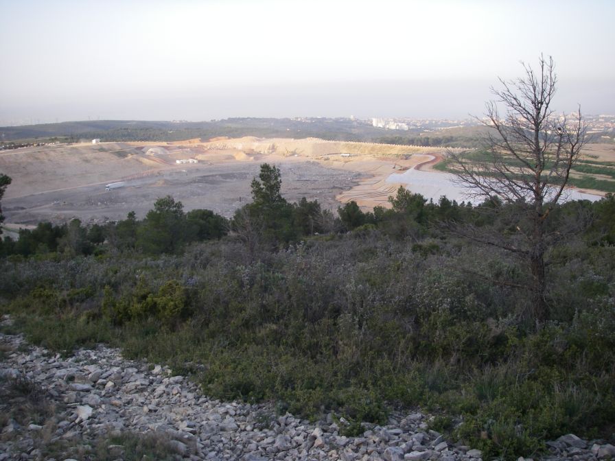 2011-04-11-001-Land-Fill