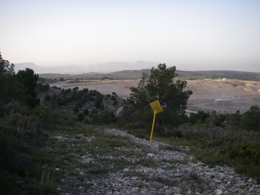 2011-04-11-002-Land-Fill
