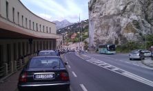 2011-04-24-026-More-Disused-Boarder-Buildings