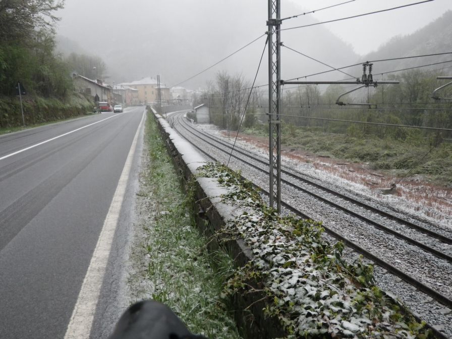 2012-04-11-002-Mediterranean-Easter-Weather