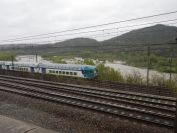 2012-04-11-008-River-Fills-Entire-Width