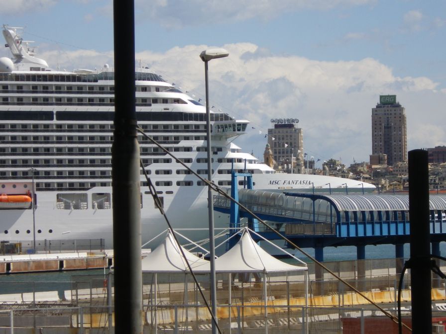 2012-04-08-025-MSC-Fantasia