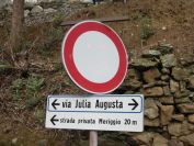 2012-04-05-004-Via-Julia-Augusta