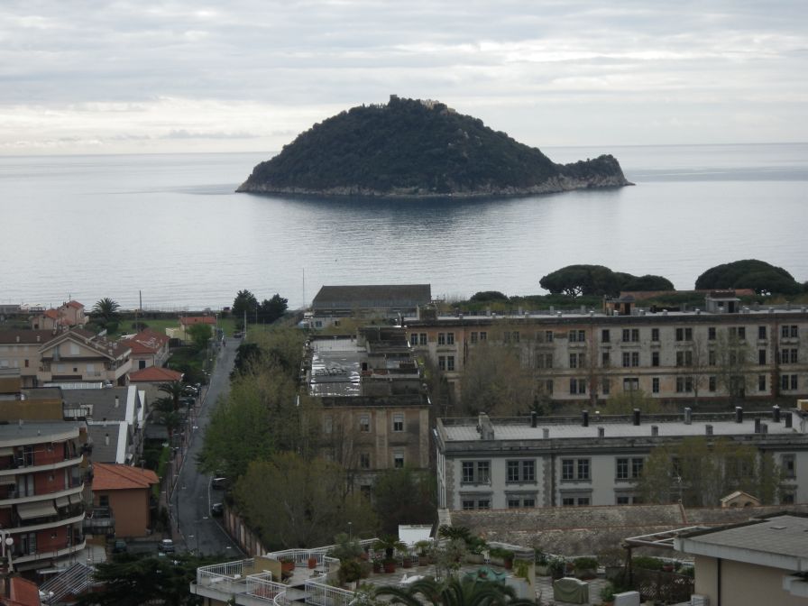 2012-04-05-007-Isola-Gallinara