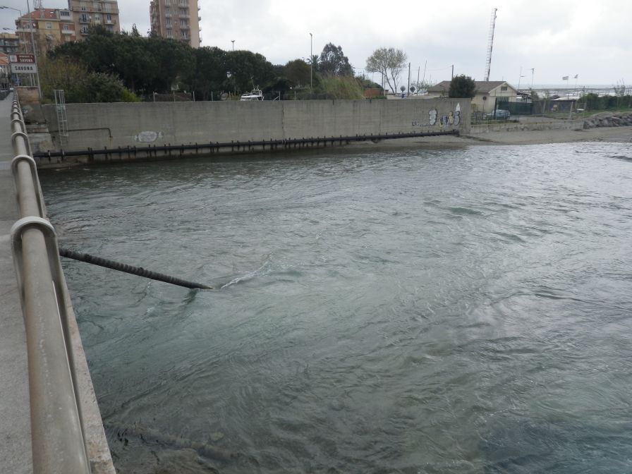 2012-04-06-018-River-in-spate