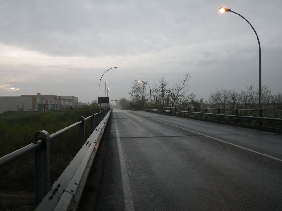 2012-04-14-002-Damp-Dawn