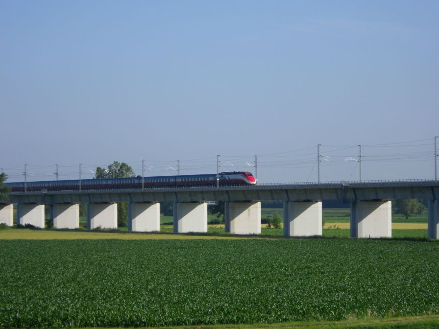 2012-06-05-009-Main-TGV-Line