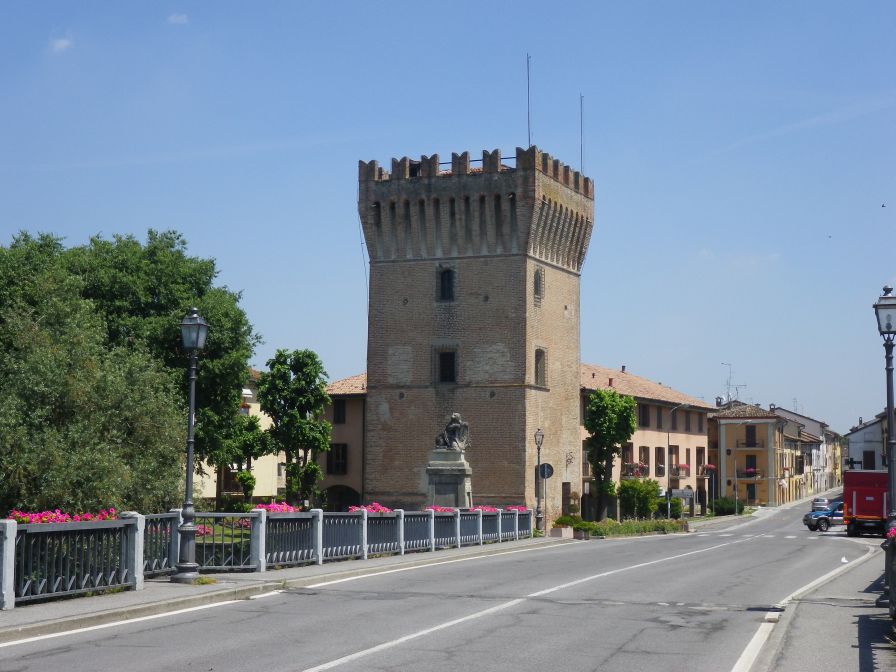 2012-06-05-036-Tower-at-Ponte-D'Adda
