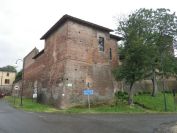 3012-06-04-002-Sarmato-Old-Building