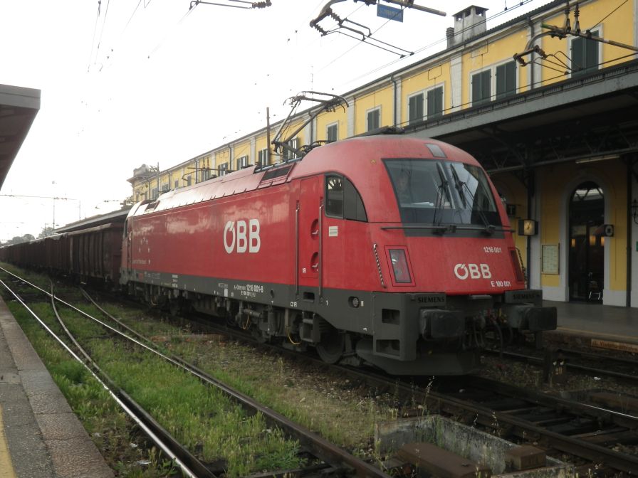 2012-06-08-002-Siemens-Locomotive