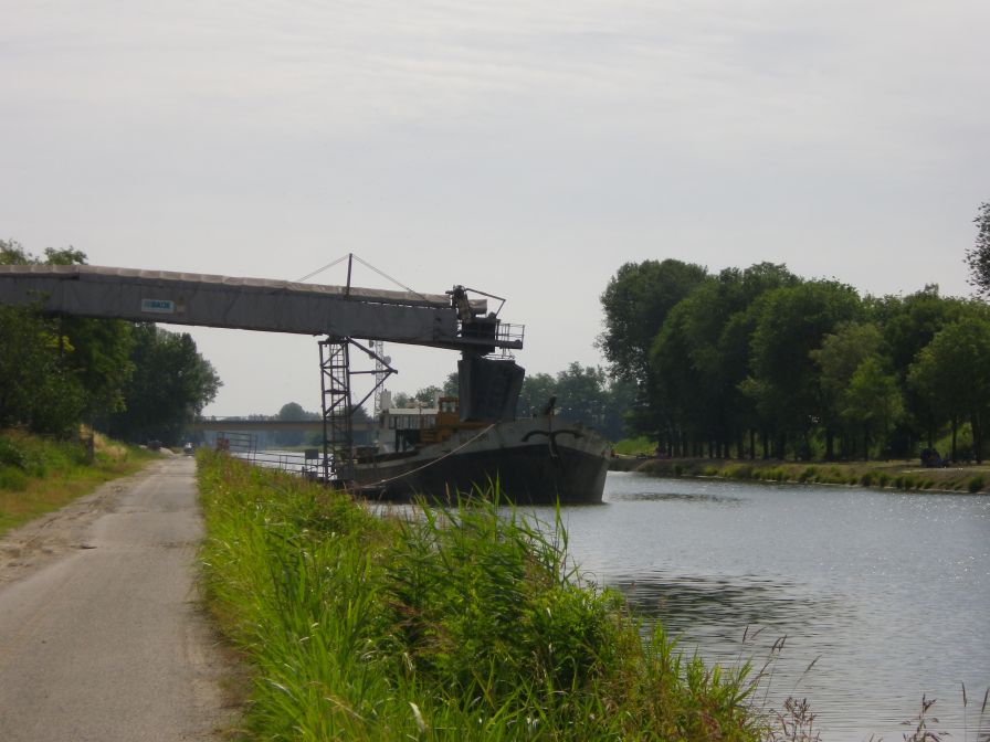 2012-06-06-013-Steel-Industry-Supply-Ship