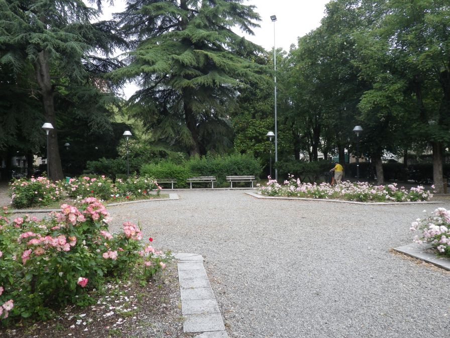 2012-06-03-001-Park-in-Stradella