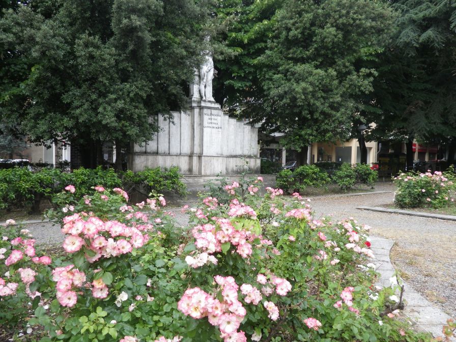 2012-06-03-002-Park-in-Stradella