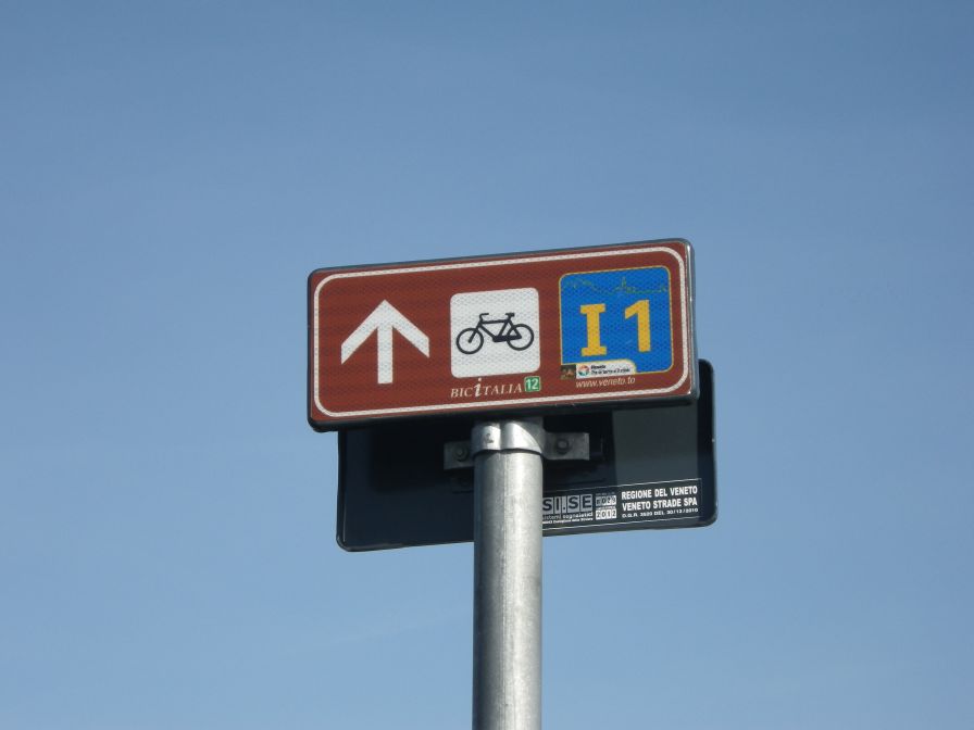 2013-10-31-021-I1-Cycle-Route