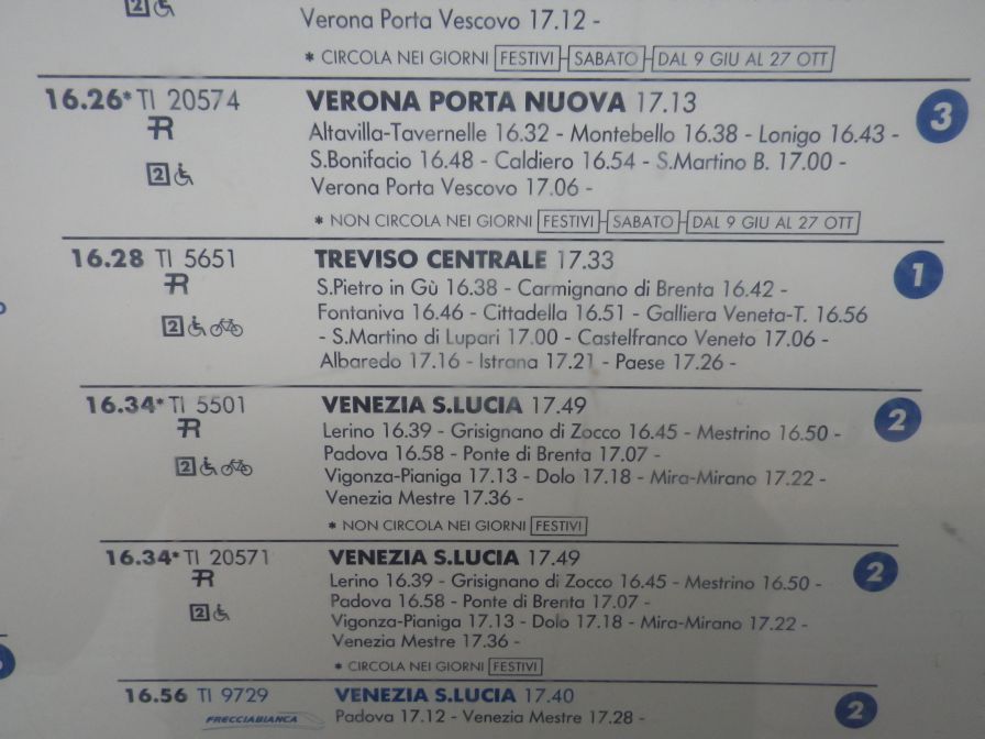 2013-11-02-029-Treviso-Trains